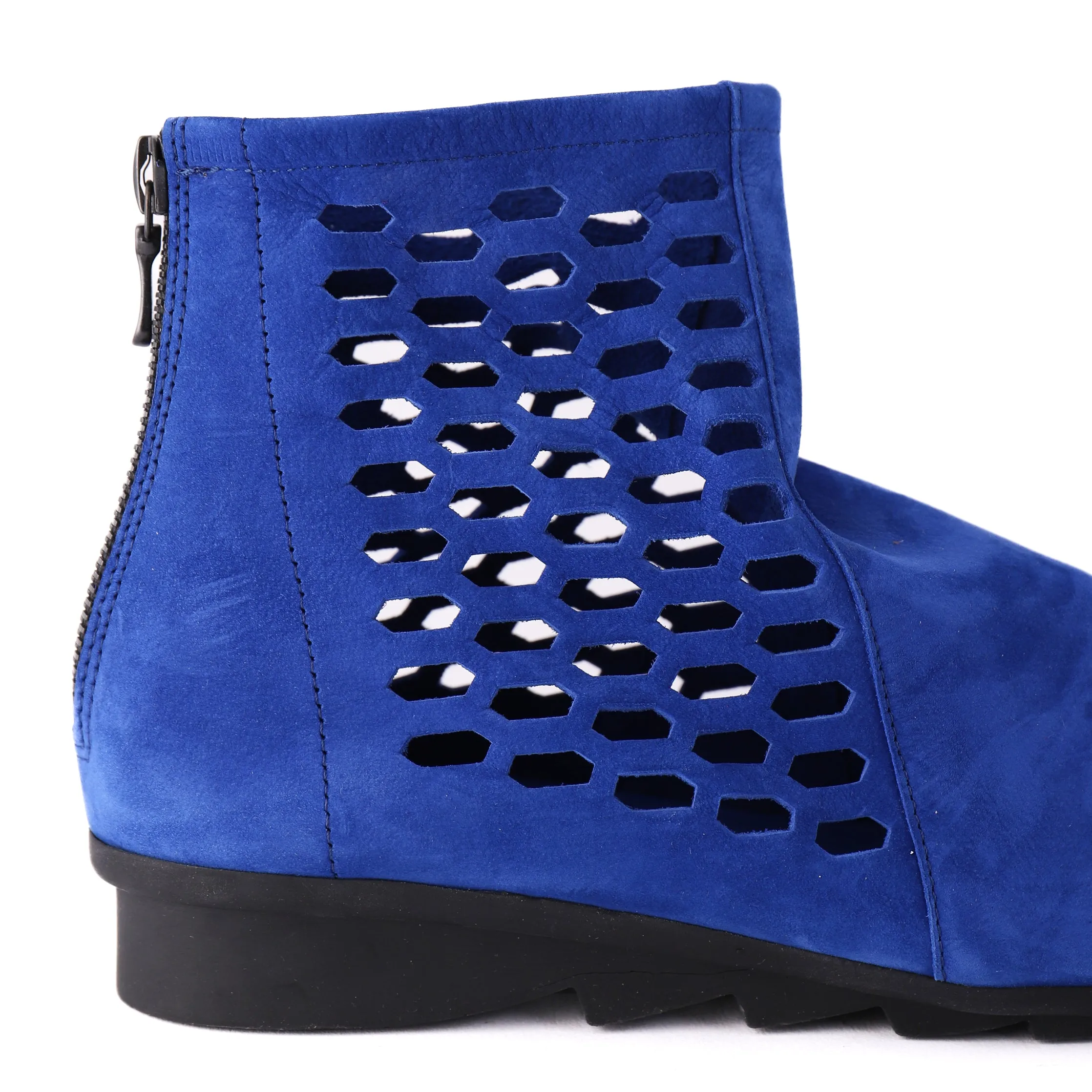 BIBIZZ Cobalt Nubuck