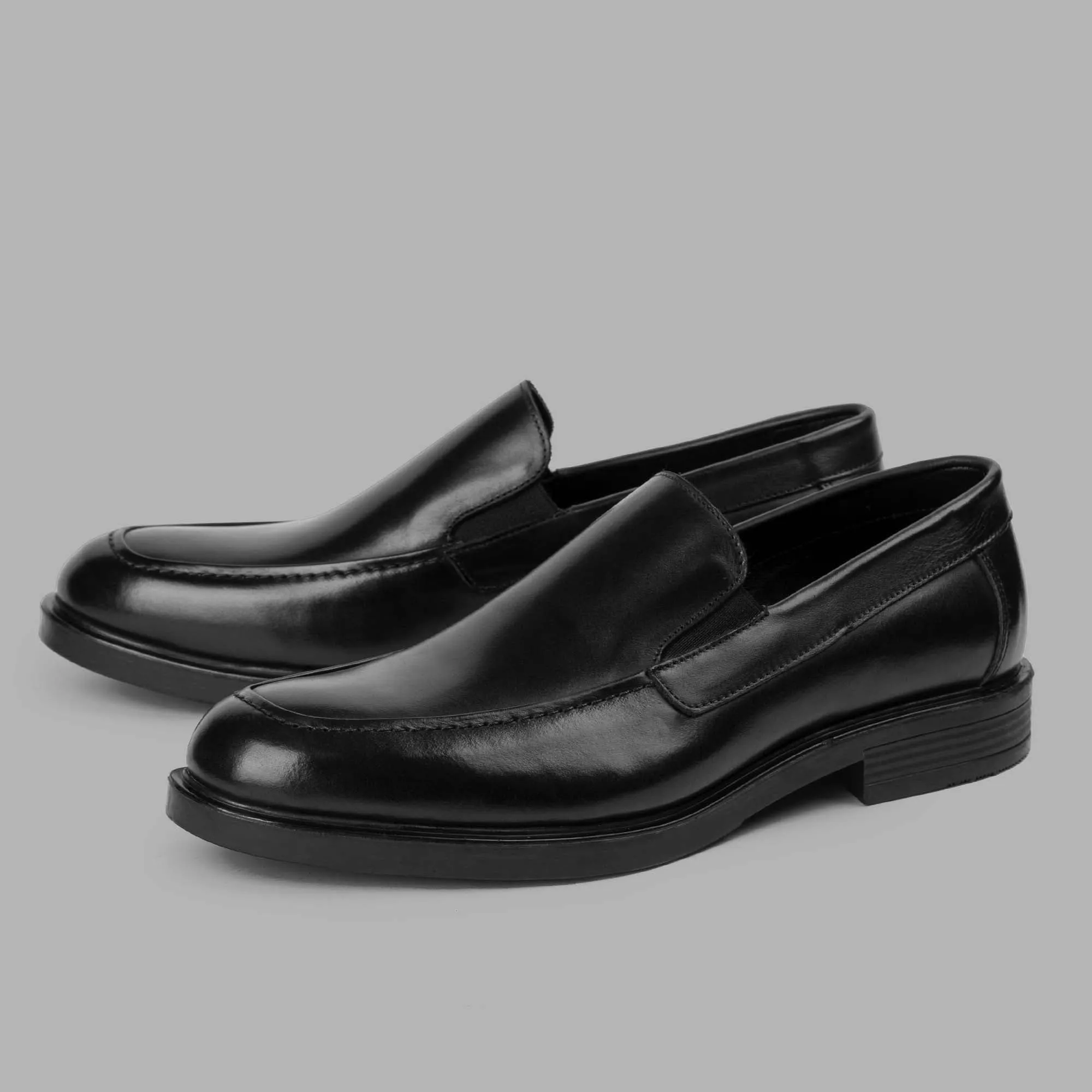 BRIO Genuine Leather Moc Toe Loafers