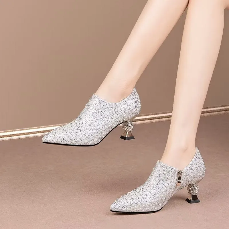 Chic Cow Leather Pointed Toe Slip-on Pumps