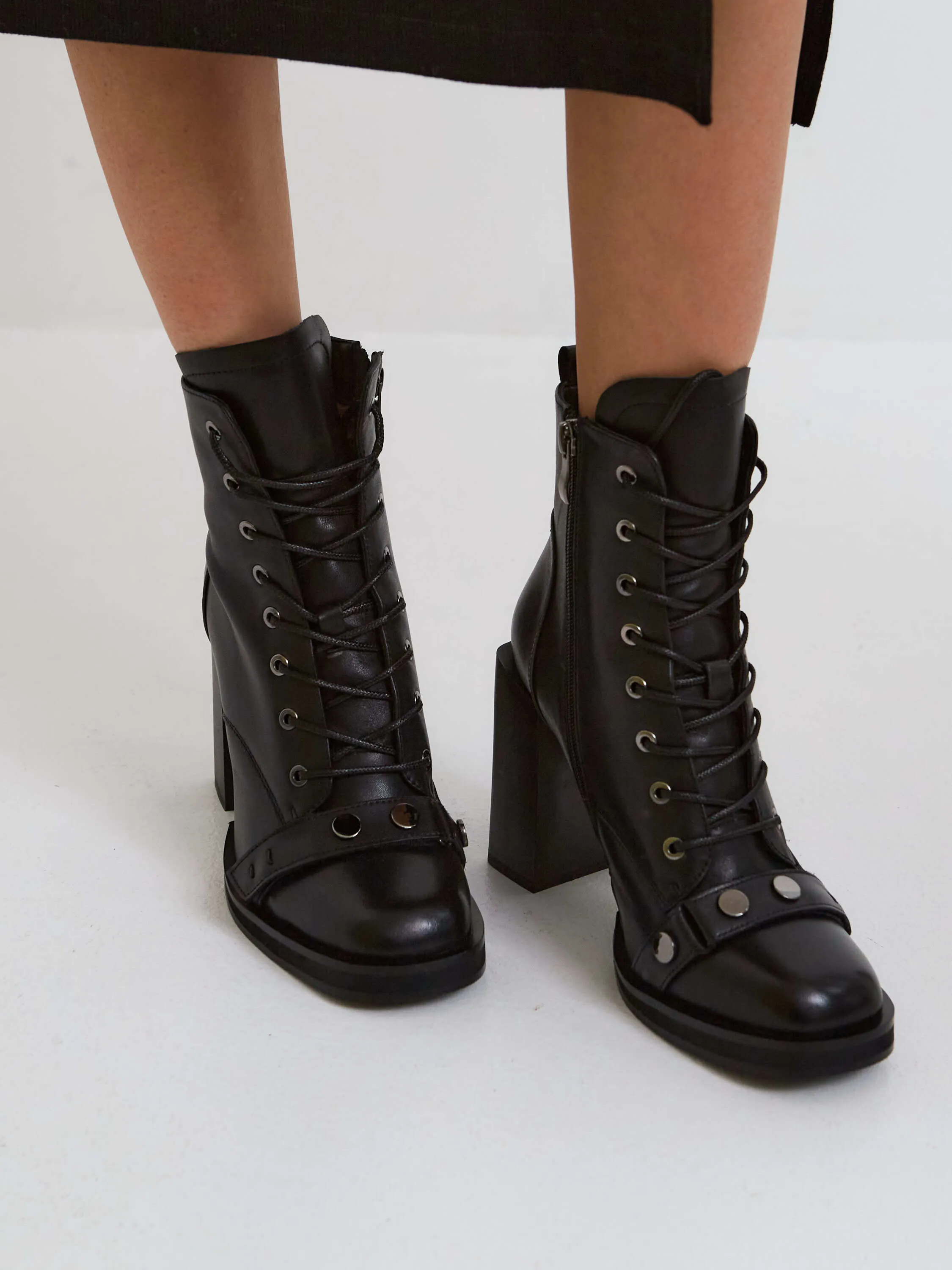 Leather Lace-Up Ankle Boots Laetitia - Black