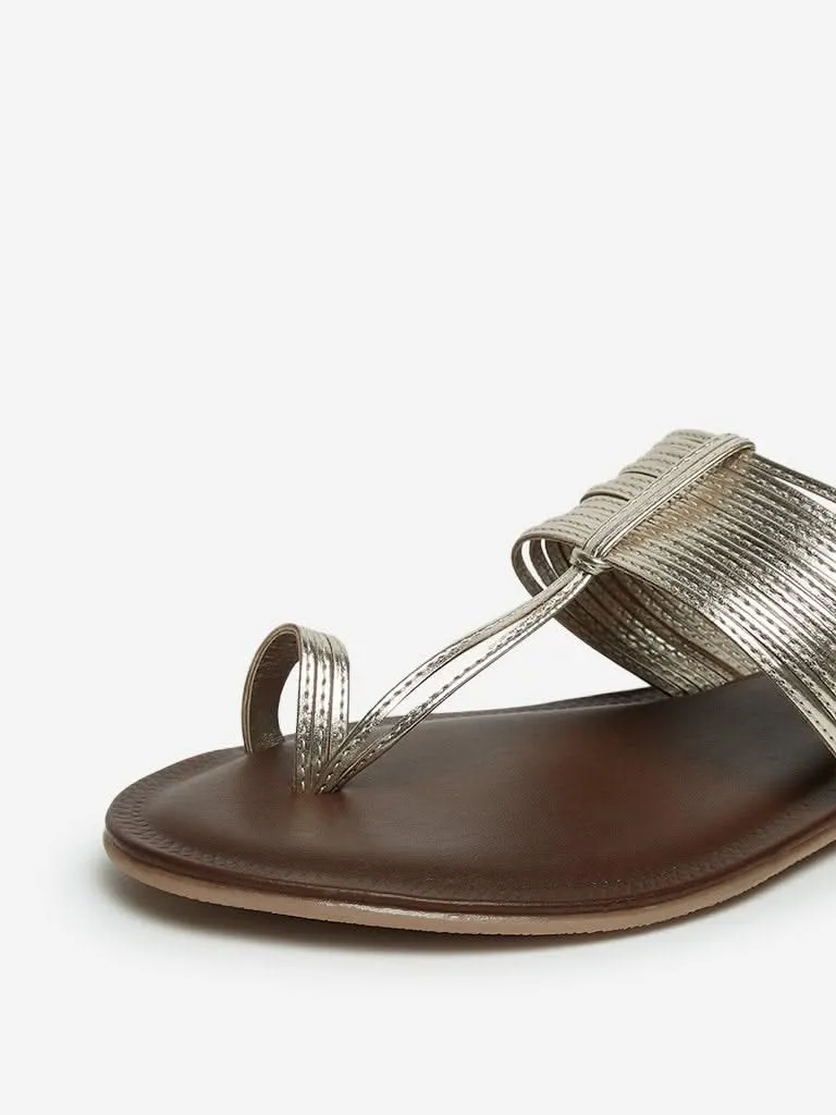 LUNA BLU Silver Kolhapuri Sandals